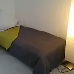 Avi Goodhouse Apartment