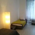 Avi Goodhouse Apartment Dusseldorf