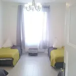 Avi Goodhouse Apartment