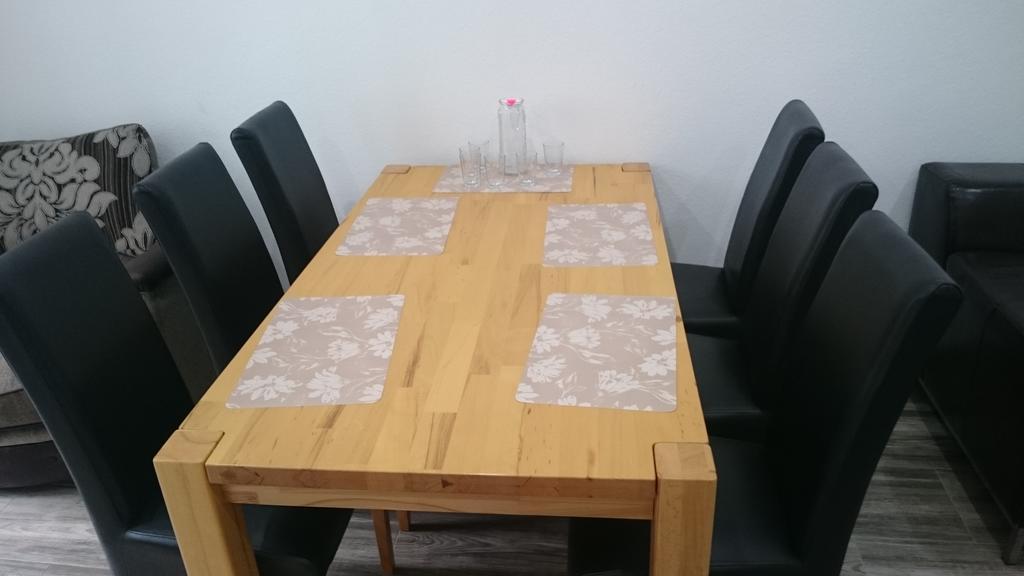 Avi Goodhouse * Dusseldorf