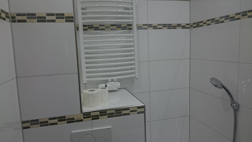 Avi Goodhouse Düsseldorf