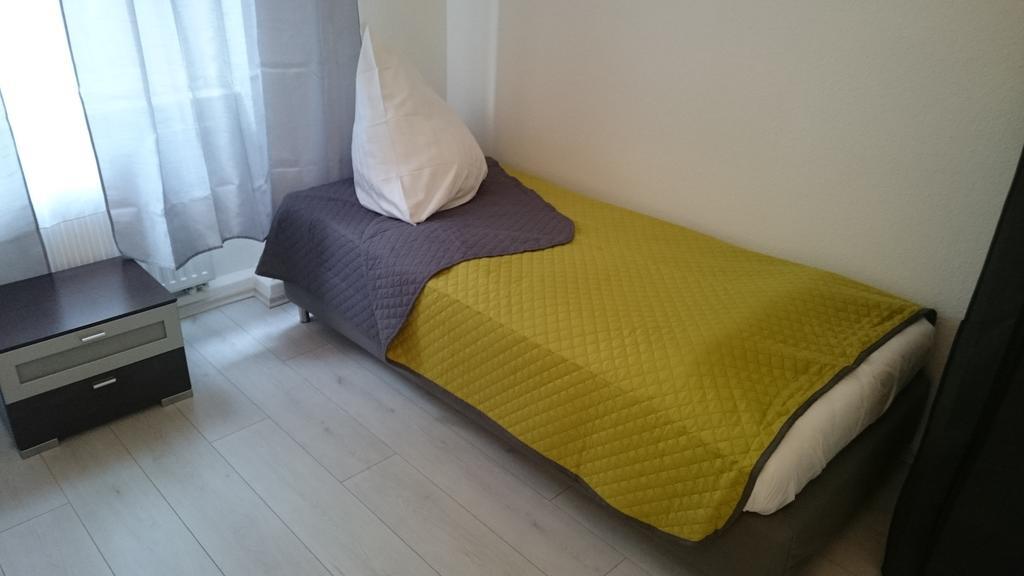 Apartment Avi Goodhouse